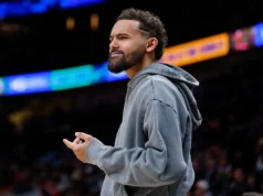 Trae Young foi expulso após incidente na quadra durante confronto entre Wizards e Rockets dias antes de sua estreia