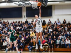 O Arcebispo Mitty derrotou SRV para chegar ao NorCal Open Division Championship