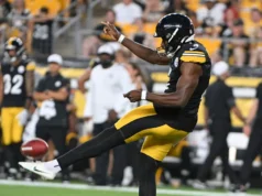 49ers concordam com os termos com P Corliss Waitman