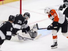 Imagem TST: Flyers venceram Kings, 4-3, na Crytpo.com Arena