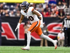 Os Broncos mantiveram seu núcleo intacto. O linebacker Alex Singleton retorna enquanto Dre Greenlaw sai