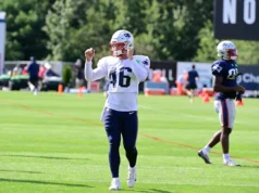 Os Dolphins estão contratando LS Tucker Addington em agência gratuita