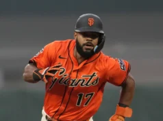 Gigantes acabam com a maldição de Barry Bonds: Heliot Ramos se torna a primeira repetição do LF do Dia de Abertura da franquia desde 2007