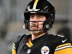 Steelers pede adição de wide receiver de grande nome em 2026 para Aaron Rodgers