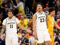 Michigan e Arizona mostraram que são os dois melhores times do basquete universitário. É uma pena que eles não joguem pelo título