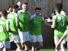 Guernsey FC enfrenta desafios financeiros para repetir o jogo