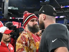 Travis Kelce discute não tomar decisões emocionais sobre seu futuro