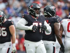 Os Jaguars afastaram o atacante ofensivo rival da divisão