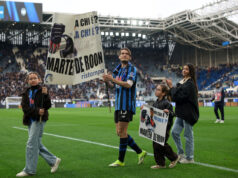 De Roone ‘orgulhoso e honrado’ no histórico 436º jogo da Atalanta