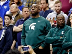 A lenda da MSU, Magic Johnson, deseja sorte aos Spartans antes do confronto Sweet 16 contra UConn
