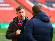 “O Liverpool não fez o suficiente” – Robbie Fowler reage ao decepcionante empate dos Spurs