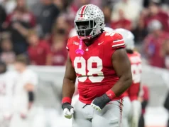 Cayden McDonald desliza para o último rascunho simulado dos Raiders in Field Yates