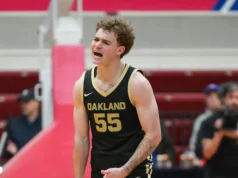 O astro do basquete de Oakland está processando a NCAA por um ano extra de elegibilidade