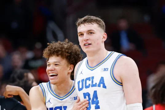 Tyler Bilodeau está fora do jogo de sábado contra o No.