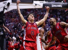 Rick Pitino: Dylan Darling solicitou a jogada para sua campainha na vitória do St. John’s NCAA Tournament sobre o Kansas