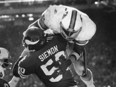 Vikings LB Jeff Simmons morreu