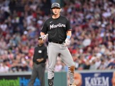 O outfielder Marlins .912 OPS All-Star recebeu más notícias no relatório de lesões