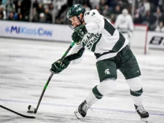 O capitão do estado de Michigan ganhou o prêmio de Jogador Defensivo do Ano da Big Ten