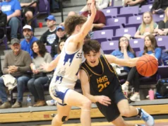 Hillsdale avança, superando Tiffin Calvert na Div. VII vitória na semifinal regional