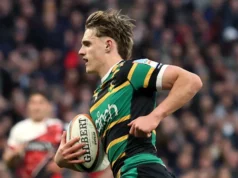 McParland marcou a vitória tardia do Northampton contra os Saracens