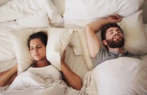 A insônia e a apnéia do sono juntas aumentam dramaticamente o risco de doenças cardíacas