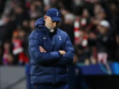 📲 CL critica o técnico enquanto a internet explode por insultar o goleiro