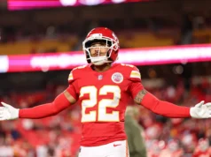 Os Chiefs supostamente trocaram o cornerback Trent McDuffie pelos Rams por várias escolhas, incluindo uma primeira rodada de 2026.