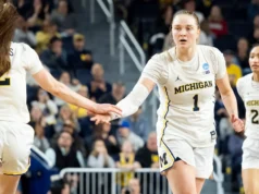March Madness 2026: Como assistir Michigan x Louisville Sweet 16 do torneio de basquete feminino da NCAA