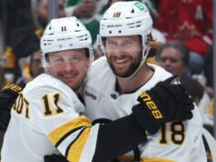 O pivô dos Bruins, Pavel Zacha, é o jogador mais quente da NHL