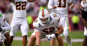 Os Titãs fizeram uma visita entre os 30 melhores com Miami C James Brockermeyer