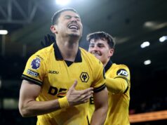 A missão de sabotagem dos Wolves continua, mas os problemas do Liverpool passaram por um momento cruel
