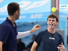 Novos rostos juntam-se aos fortes no topo do pódio no Association of Pickleball Players 2026 AARP Open em Seattle.