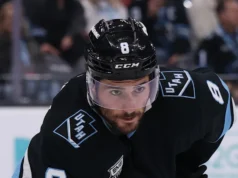 Utah Mammoths contrata o atacante Nick Schmaltz para uma extensão de contrato de US$ 64 milhões por 8 anos