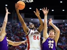 Jubi Ejiofor lidera o St. John’s em um confronto do March Madness com o ex-time do Kansas