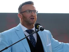 Nick Aldis criou uma grande luta pelo Campeonato WWE para o SmackDown após Elimination Chamber