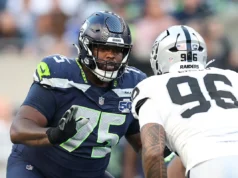 Anthony Bradford e Drake Thomas, dos Seahawks, recebem salário bônus em 2025