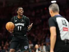Timberwolves C Naz Reed multado em US$ 50 mil por questionar a integridade de Scott Foster