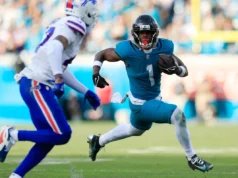 Travis Etienne assina com o Saints: nota para substituir Alvin Kamara?