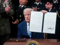 O presidente Trump assinou uma ordem executiva protegendo o jogo Exército-Marinha