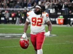 Classificação de contratação de agente livre do Colts para DT Derrick Nnadi