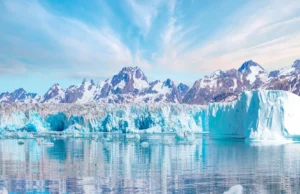 Cientistas descobriram uma pluma gigante em espiral escondida nas profundezas da camada de gelo da Groenlândia