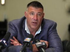 A repórter Diana Russini investiga a cobertura de Vrabel sobre o tumulto fotográfico do New York Times