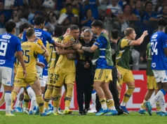 A vitória do Cruzeiro sobre o Boca Juniors terminou em caos no Mineirao 📹