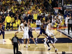 Trey McKenney discute a chance decisiva do jogo no campeonato nacional