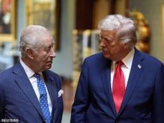 Porque é que estamos a forçar o Rei a suportar outra visita de Estado de Trump depois de o Presidente dos EUA ter insultado as nossas forças armadas? Devíamos mostrar alguma coragem e cancelar, diz Peter Hitchens