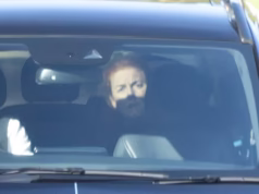 Fergie em fuga: como Sarah Ferguson foi flagrada surfando em sofás em Cork e Zurique antes de se esconder na Áustria – como disse uma fonte da realeza: ‘Ela terá que enfrentar a música mais cedo ou mais tarde’