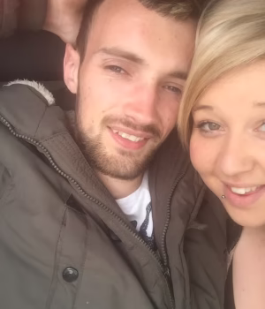 106859965-15718831-Jay_Bayliss_32_left_killed_his_girlfriend_Sophie_Brimble_right_w-a-2_177574192733.avif