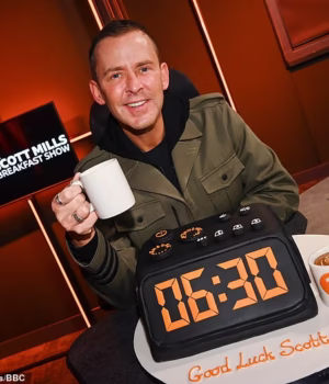 107550509-15694253-Radio_2_Breakfast_Show_host_Scott_Mills_pictured_last_January_on-a-11_17749582109.avif