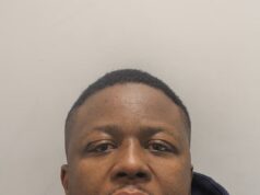 Um Fagin moderno lideraria uma equipe de adolescentes para roubar £ 100 mil em telefones durante duas semanas e usar um velho com um carro de mobilidade como veículo de fuga.