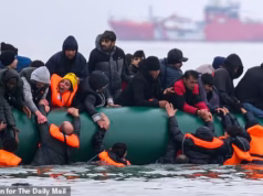 Drones de reconhecimento facial serão implantados no Canal da Mancha para capturar contrabandistas de migrantes que operam em pequenos barcos